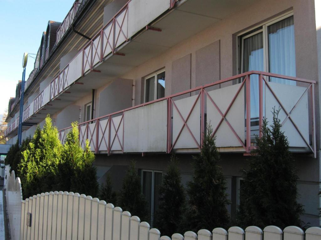 Holiday Apartments Warmbad Villach Exterior photo